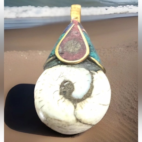 Vintage & unique ethnic tibetan tribal amulet yak bone inlay pendant handmade15g - Picture 6 of 7